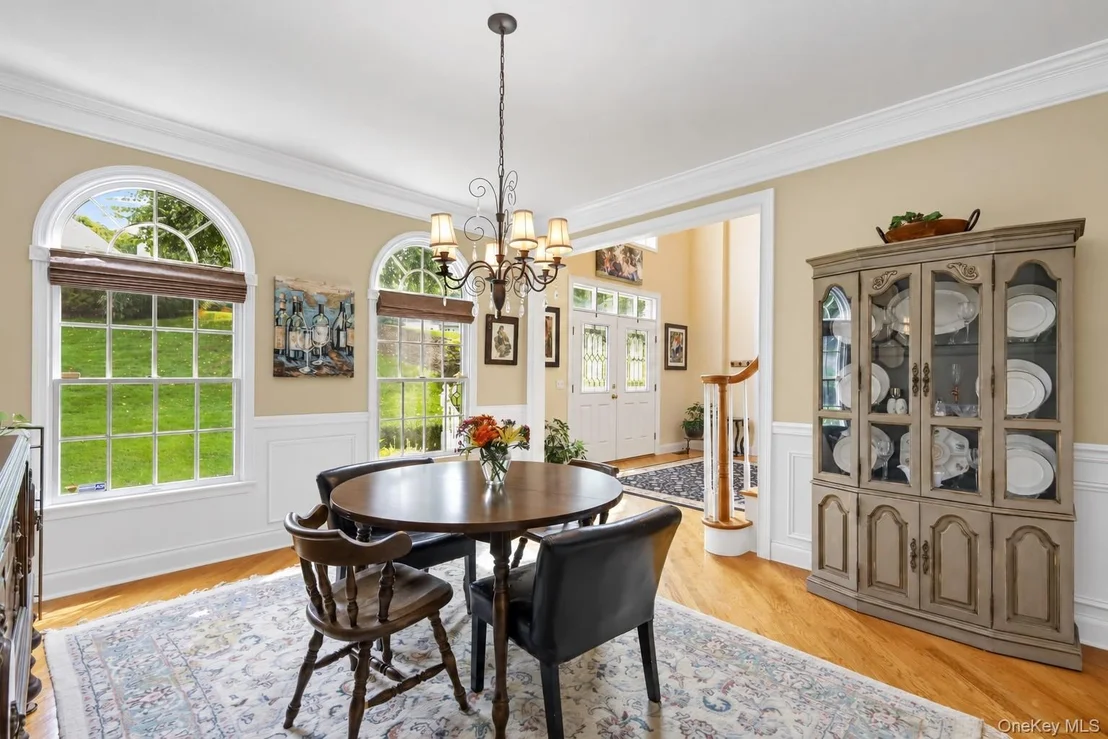Photo of 20 Parkview Circle