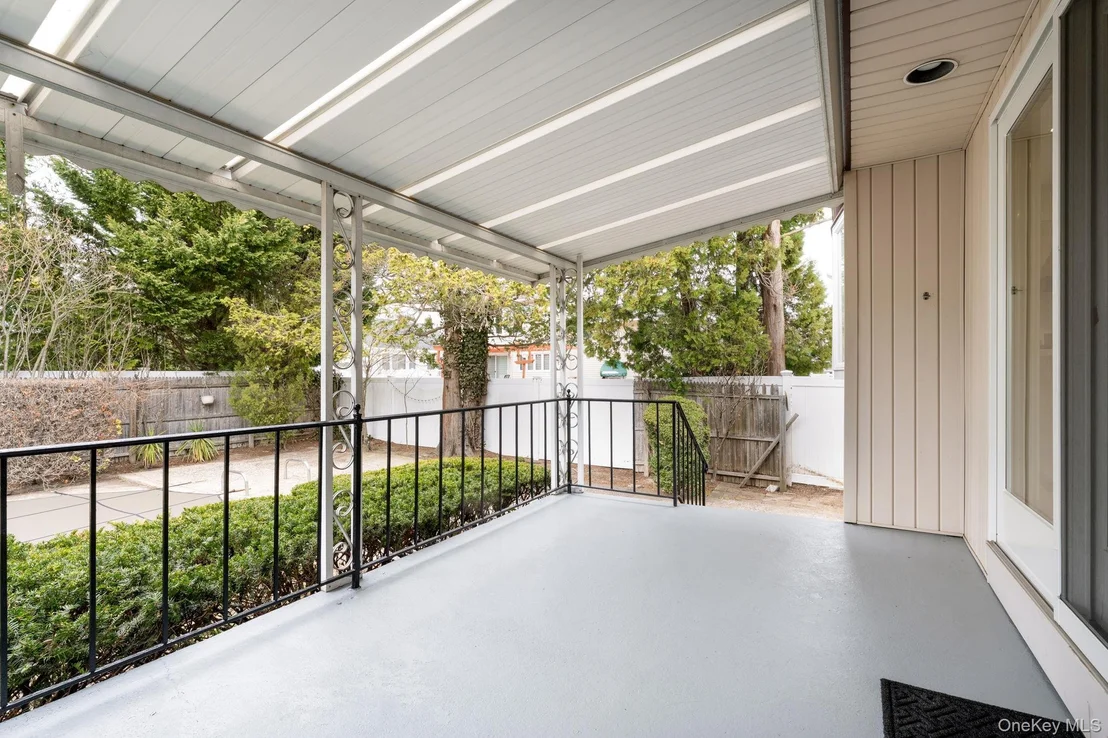 Photo of 2547 Army Place
