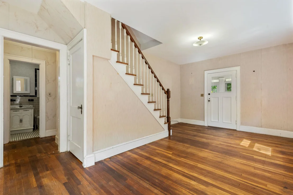 Photo of 98 Westlake Drive