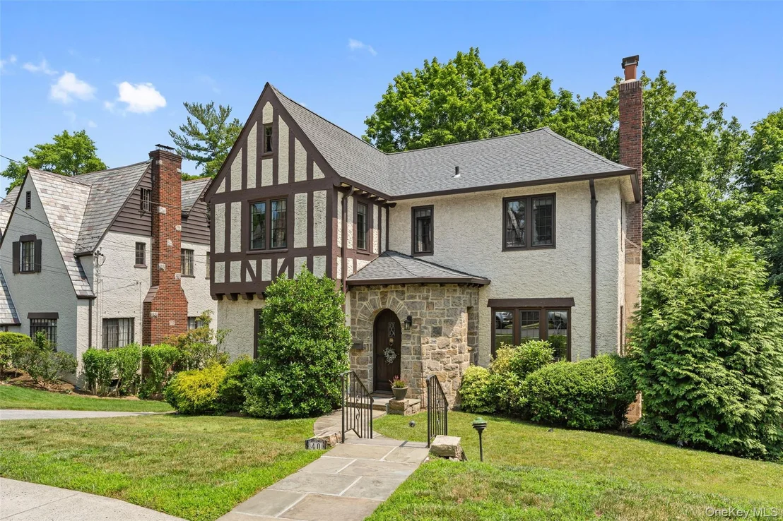 Photo of 40 Parkview Drive