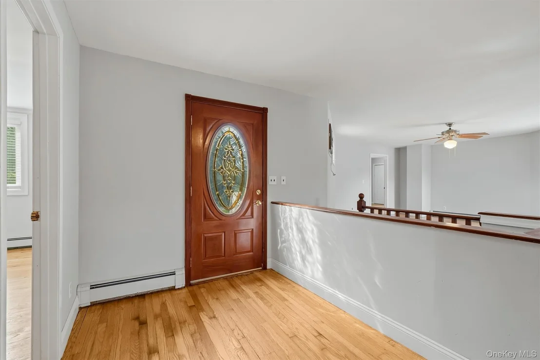 Photo of 48 Lake Side Drive