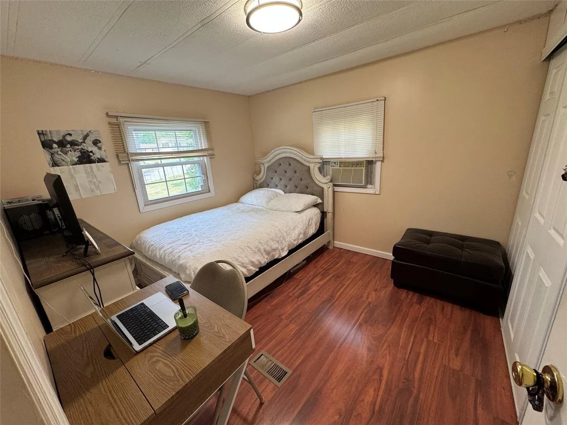 Photo of 15 Walnut Drive