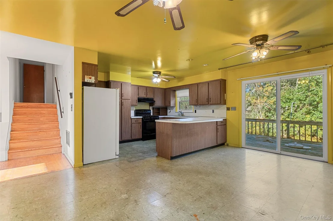 Photo of 180 Bradford Avenue