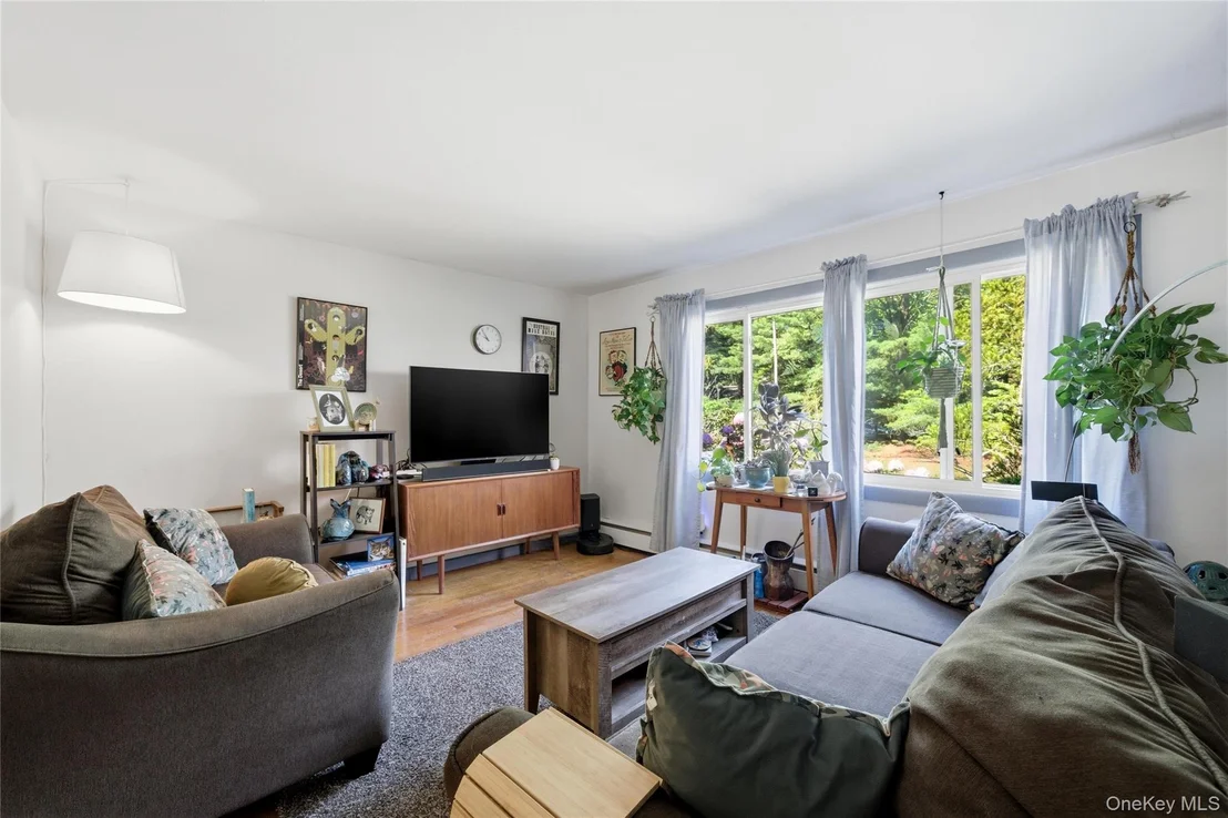 Photo of 37 Winston Drive