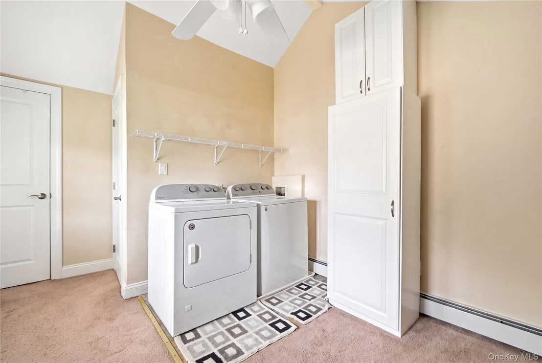 Photo of 414 Potter Boulevard