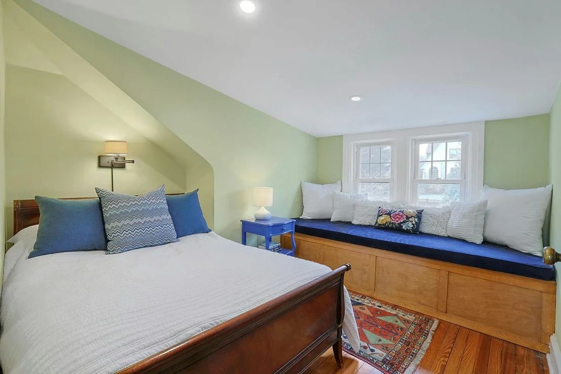 Photo of 73 Storer Avenue