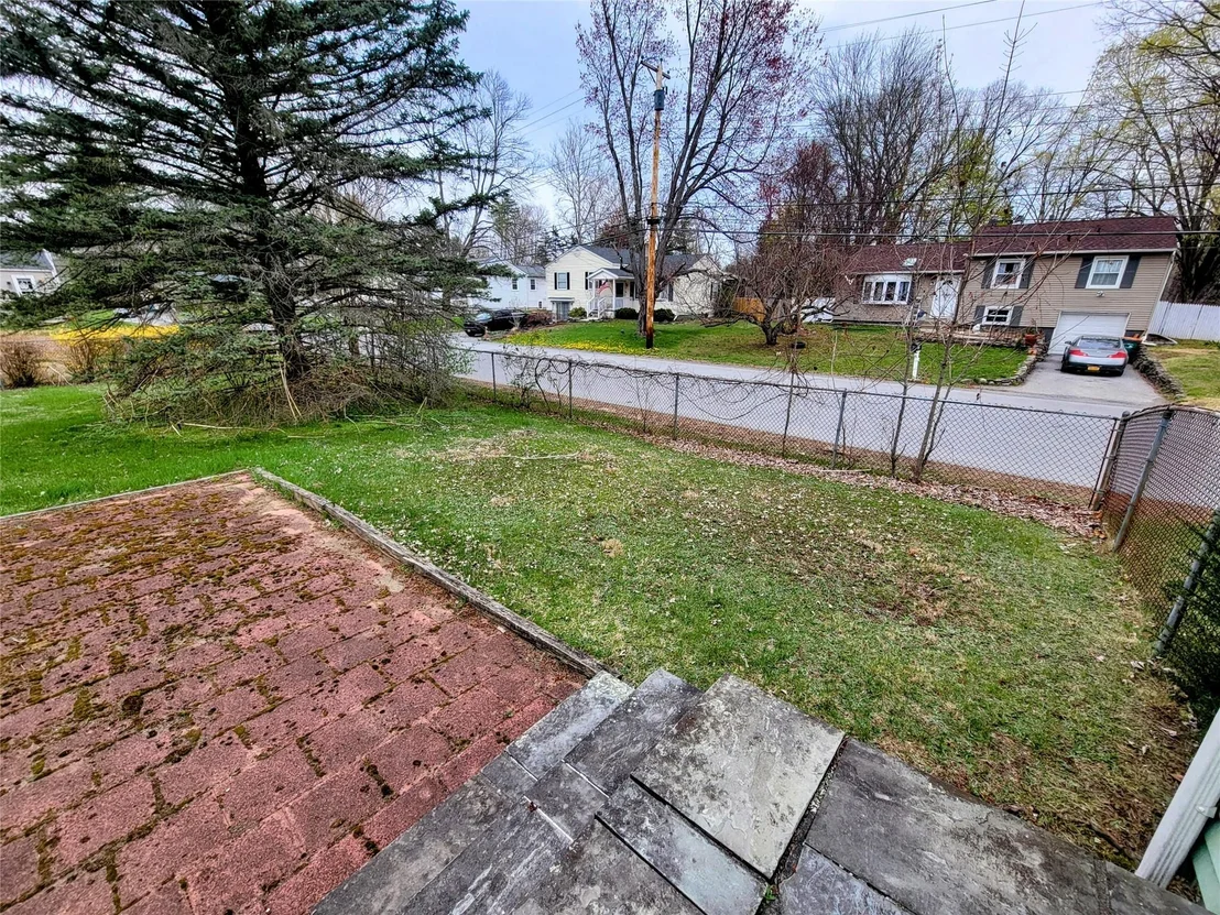 Photo of 1 Jefferson Road