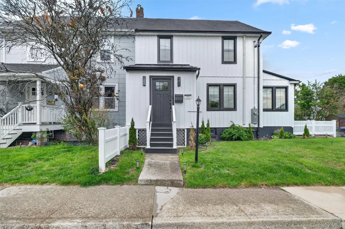 Photo of 32 Dutchess Terrace