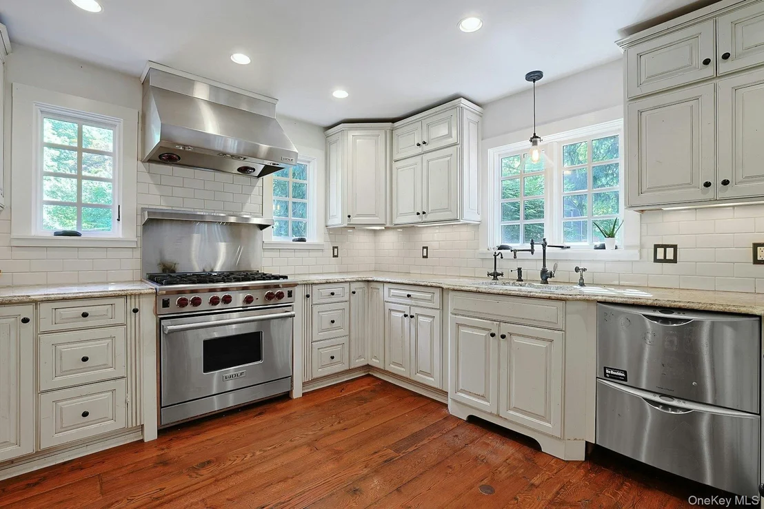 Photo of 65 Douglas Road