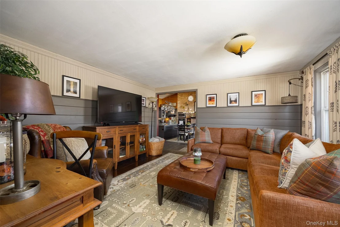 Photo of 40 Ireland Drive