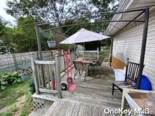 Photo of 8 Maple Avenue