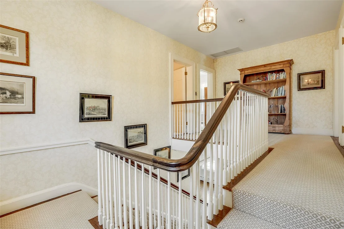 Photo of 472 Purchase Street