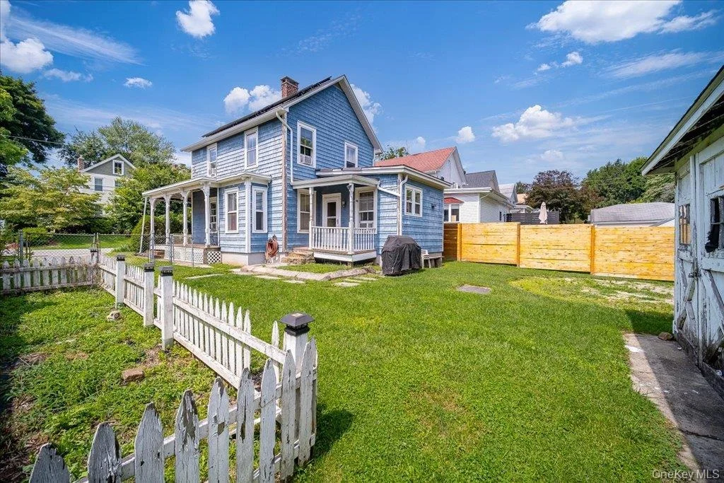Photo of 5 Maple Street