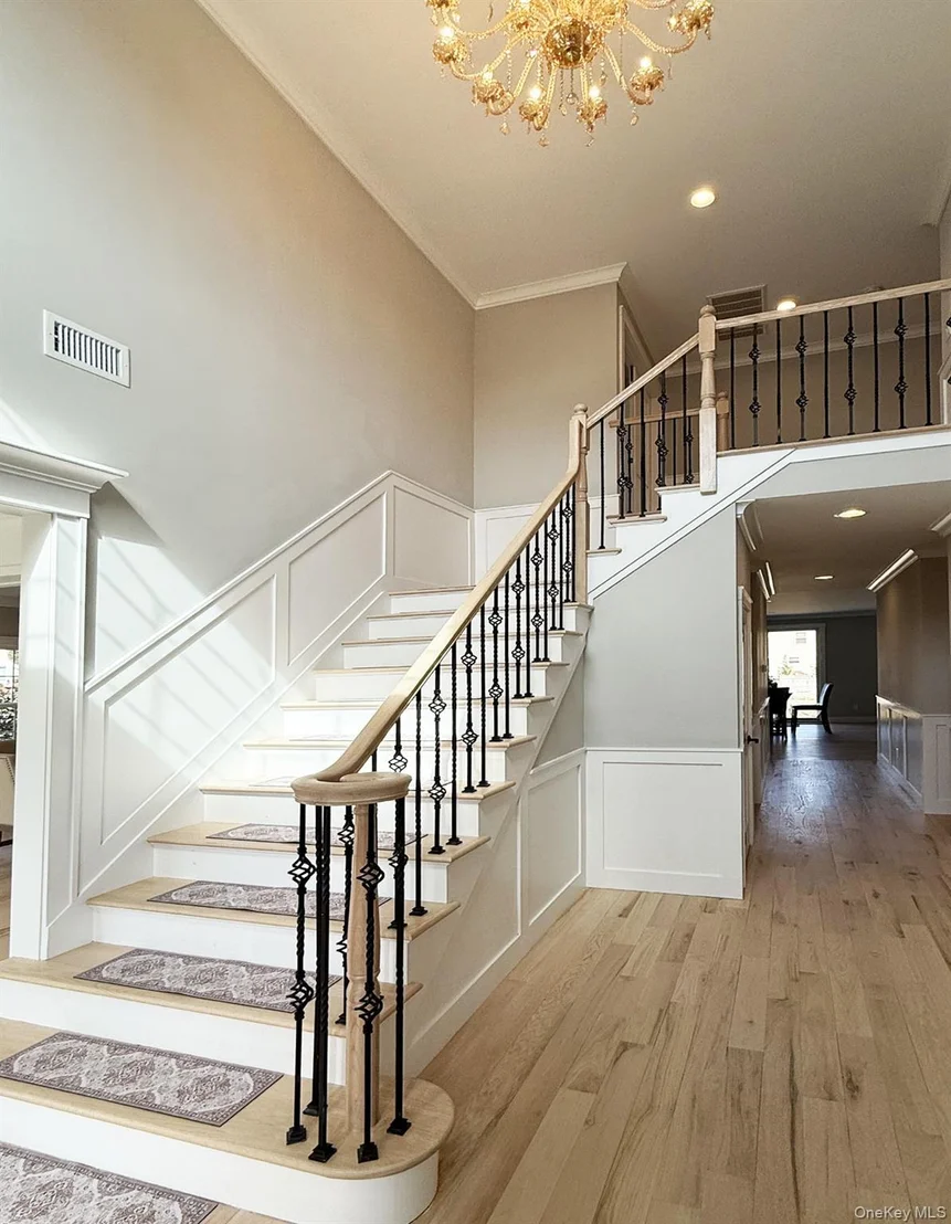Photo of 255 Maple Avenue