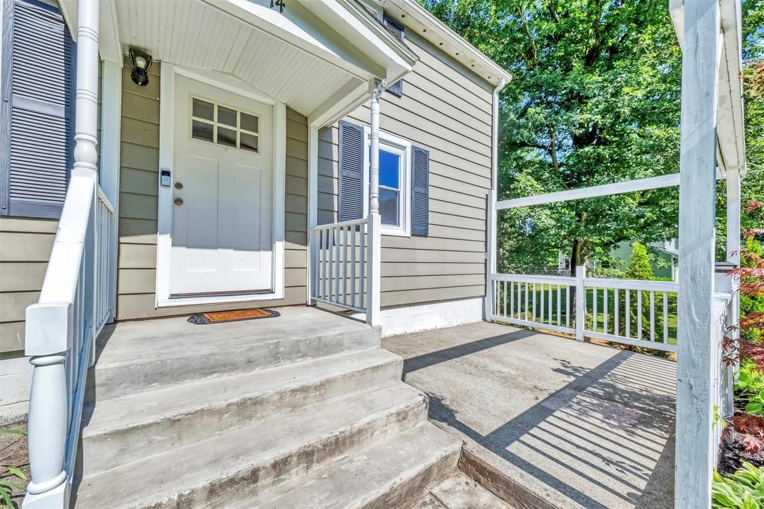 Photo of 14 Summit Avenue
