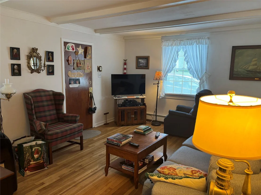 Photo of 21 Kinderhook Drive