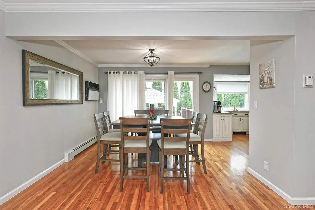 Photo of 4039 Hahn Avenue