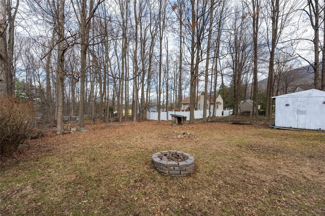 Photo of 11 Brookside Road