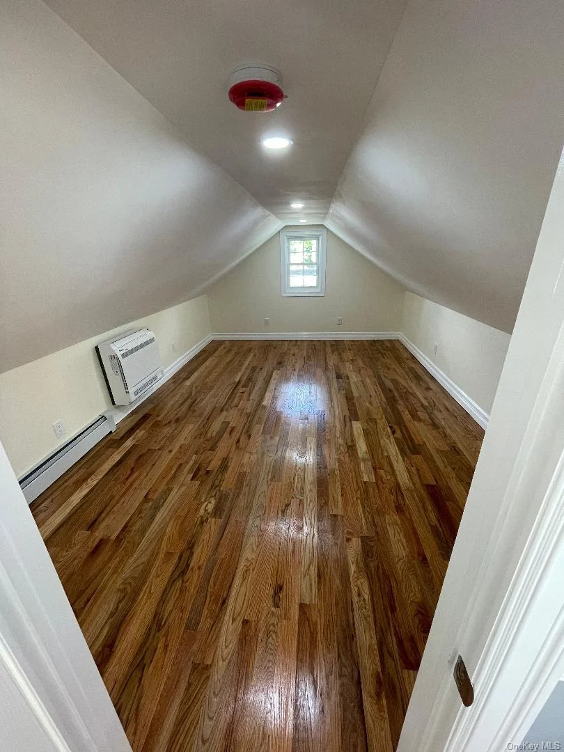 Photo of 839 Clarence Avenue