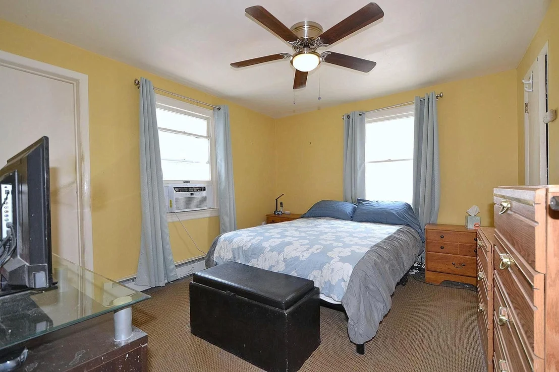 Photo of 187 Smith Avenue