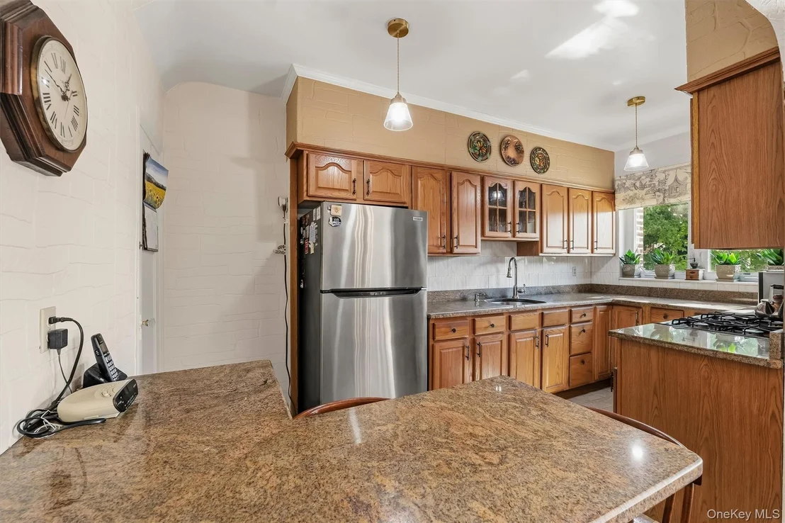 Photo of 1114 Mace Avenue