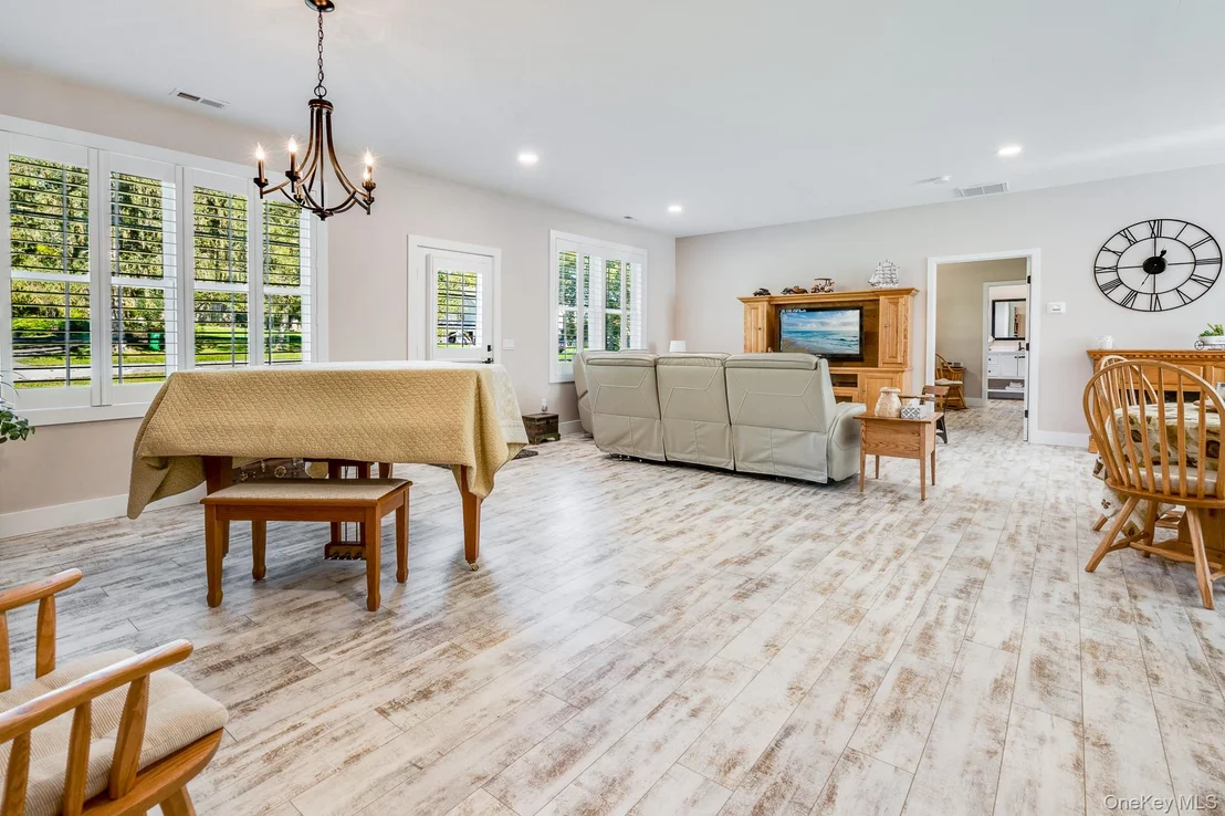 Photo of 200 Sunset Drive