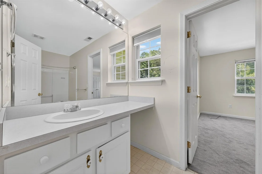 Photo of Unit 32 at 129 Stringham Road