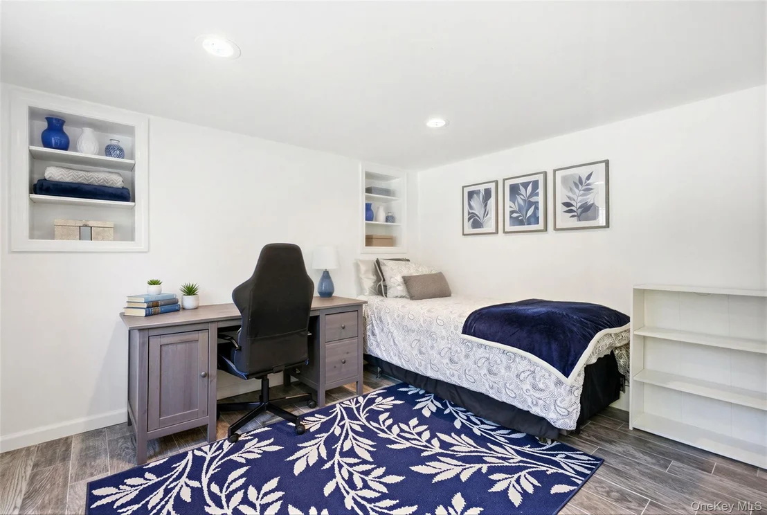 Photo of 15 Elm Hill Drive