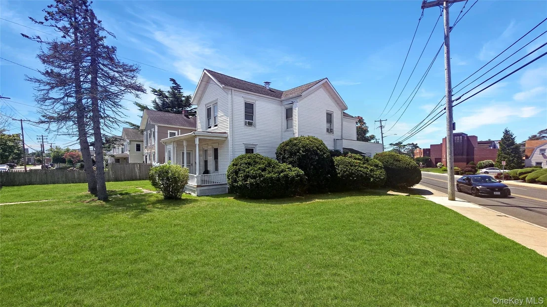 Photo of 76 Oak Street