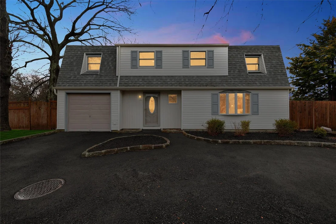 Photo of 62 King Avenue