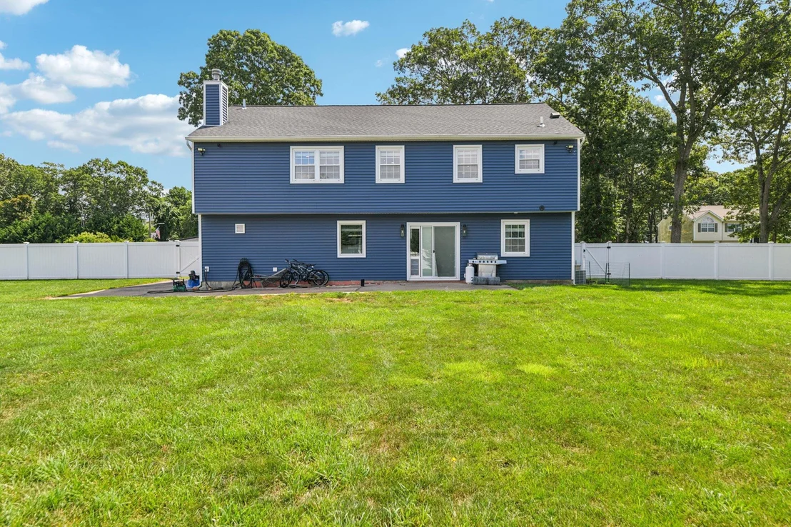 Photo of 2 Sommerset Drive