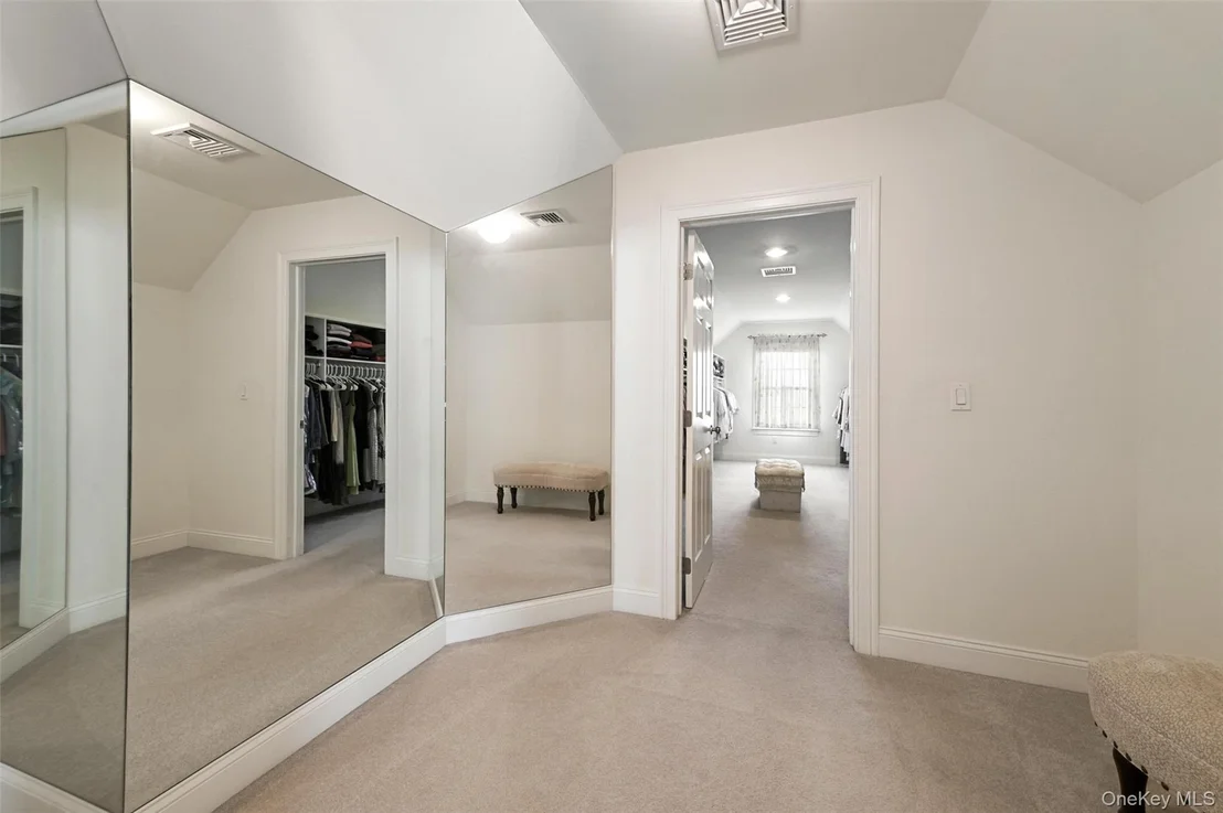 Photo of 42 Deangelis Drive
