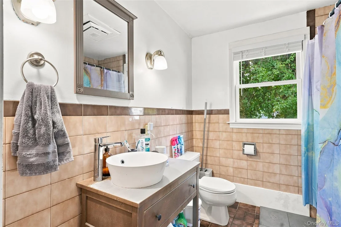 Photo of 18 Underhill Avenue