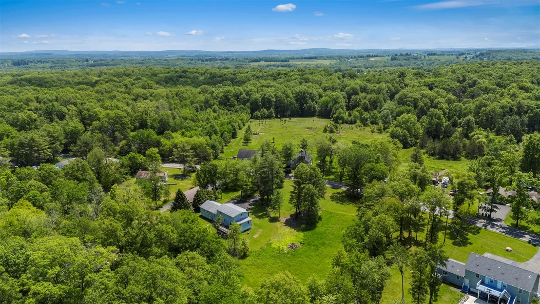 Photo of 2410 Bruynswick Road
