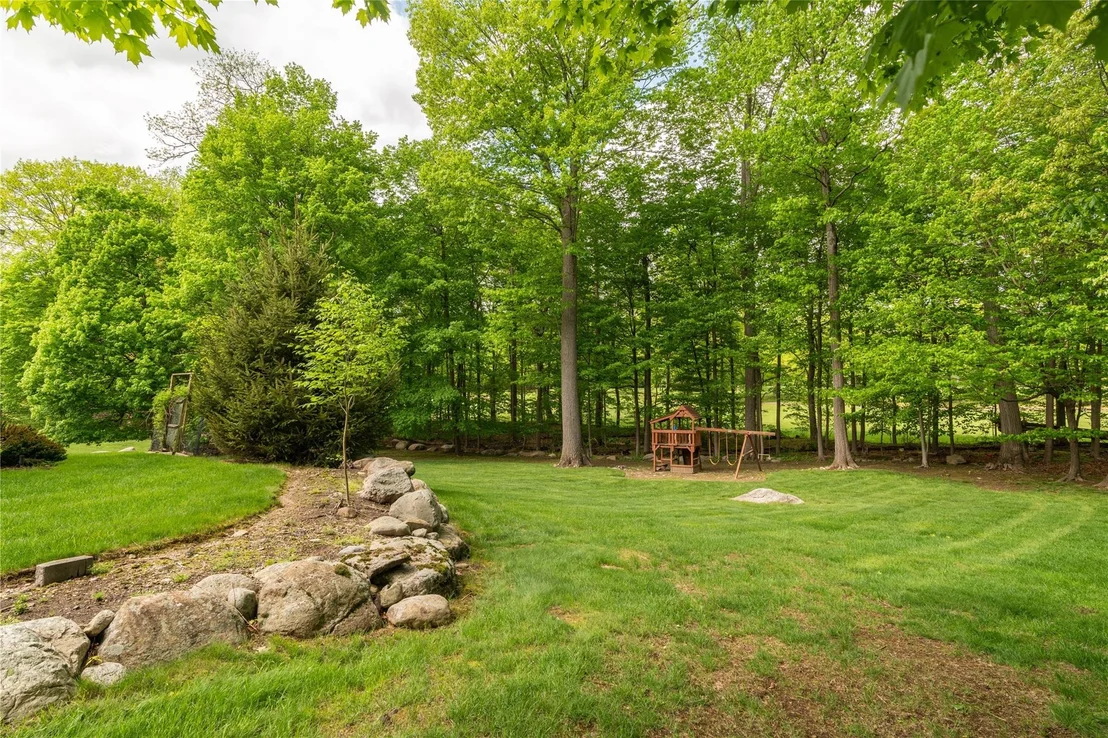 Photo of 9 Golf Course Drive