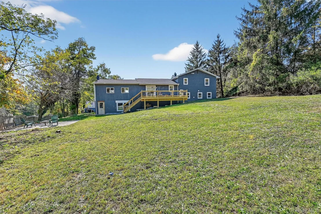 Photo of 10 Elizabeth Drive