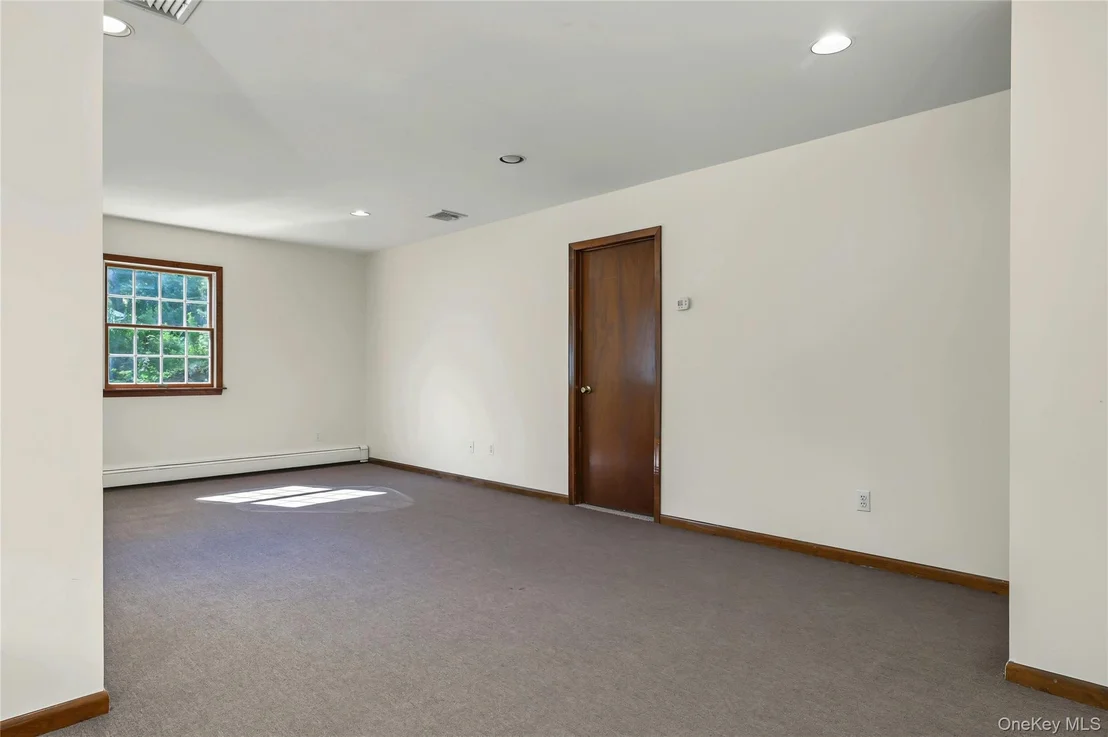 Photo of 76 Hernan Avenue