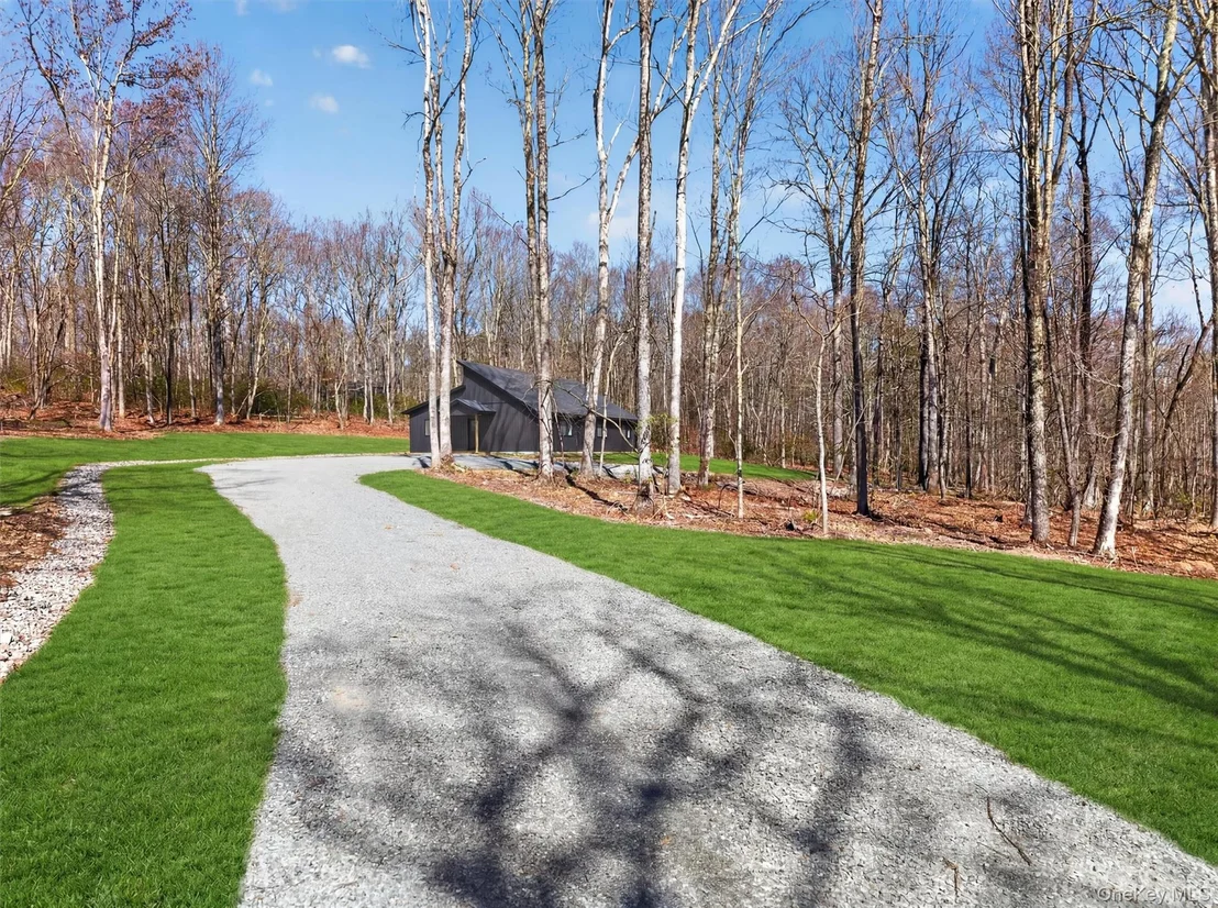 Photo of 273 Perry Pond Road
