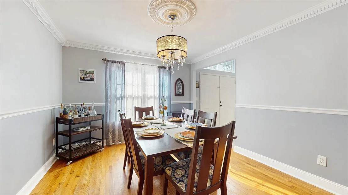 Photo of 33 Summersweet Drive
