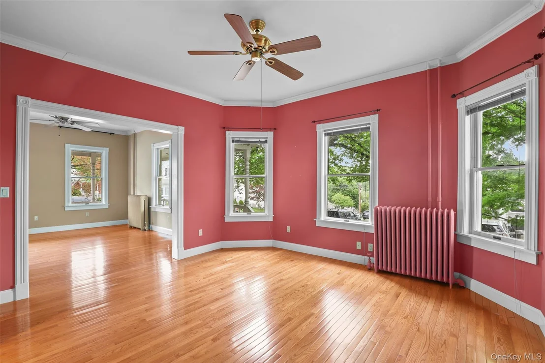 Photo of 6 Agate Avenue