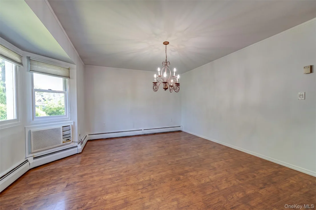 Photo of 93 Barnyard Lane
