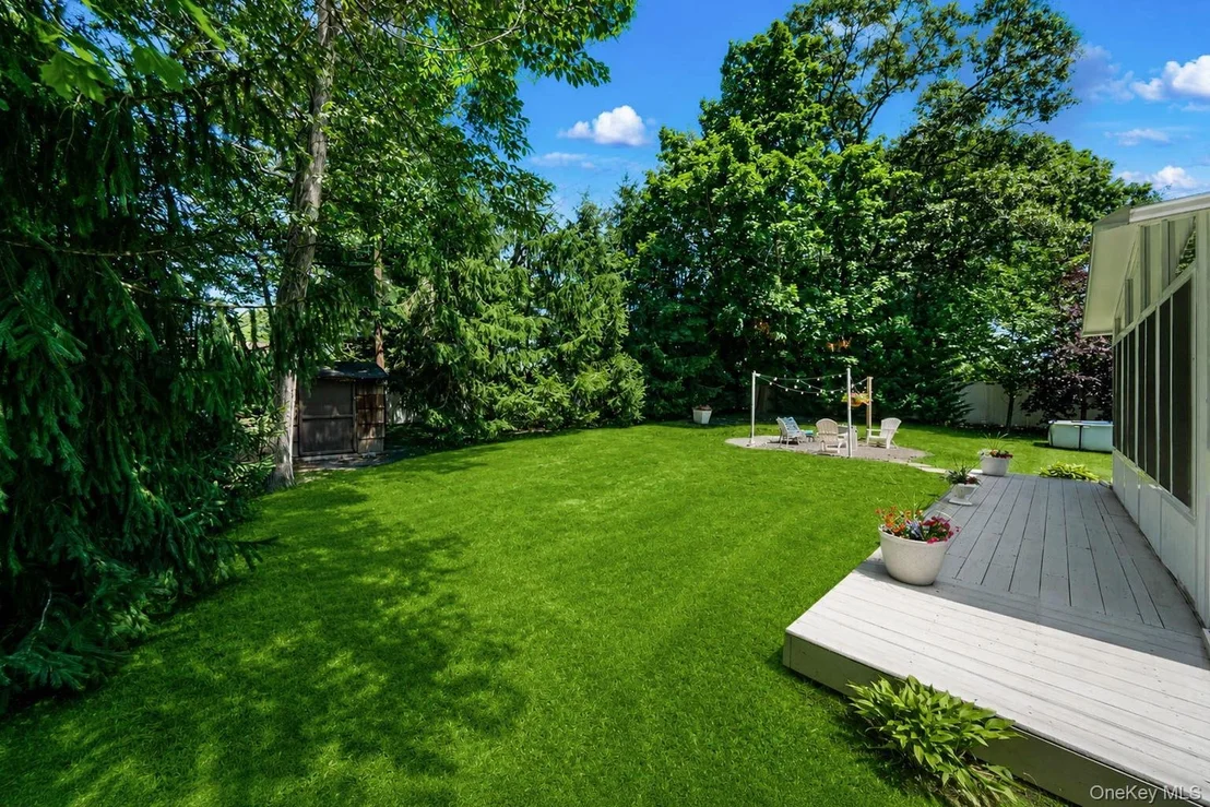 Photo of 1011 Old Town Road