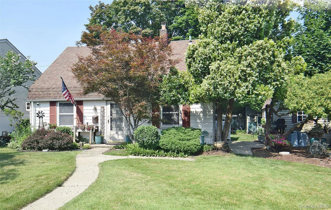Photo of 48 Barnyard Lane