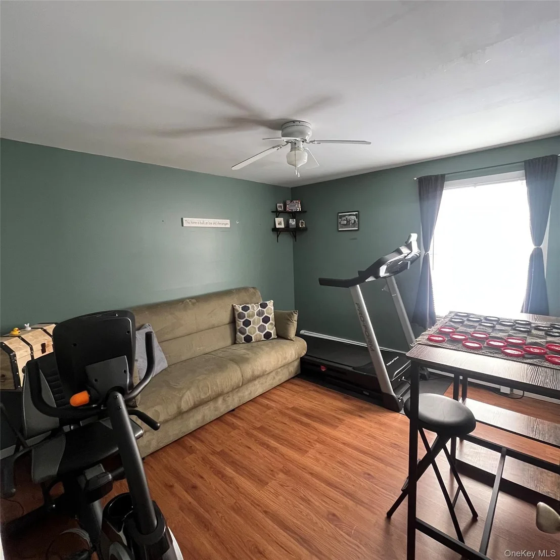 Photo of 33 Lincoln Circle