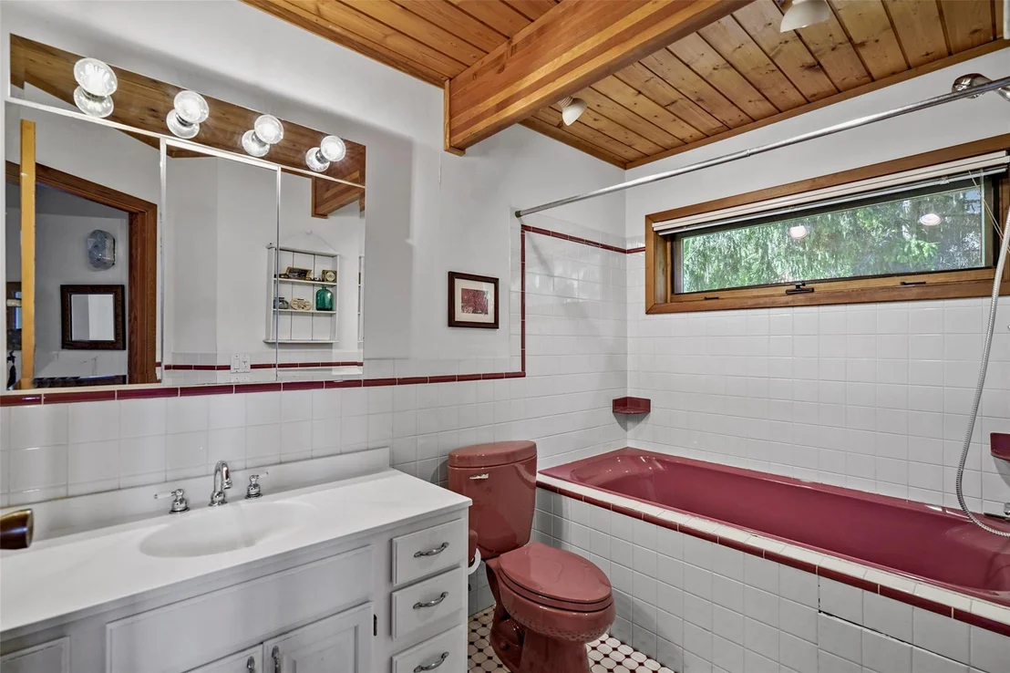 Photo of 21 Chippewa Road