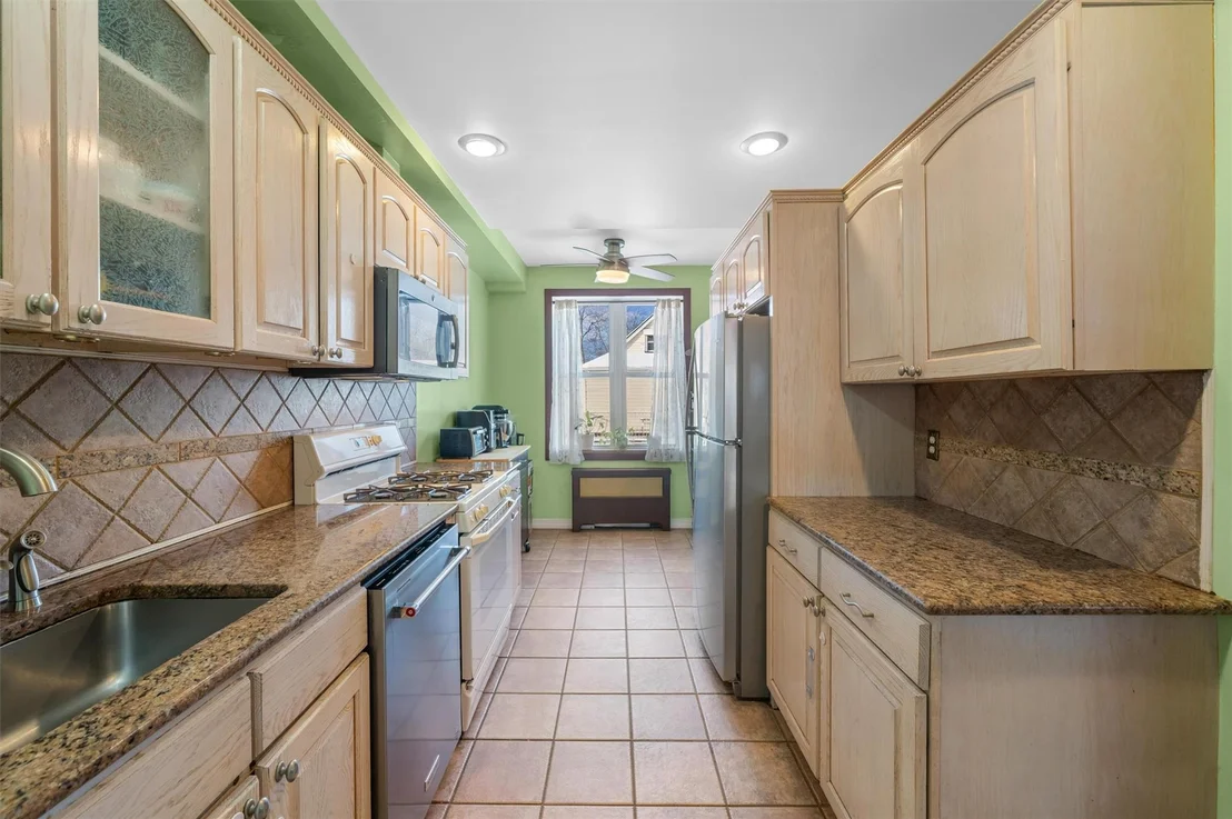 Photo of 2555 Morgan Avenue