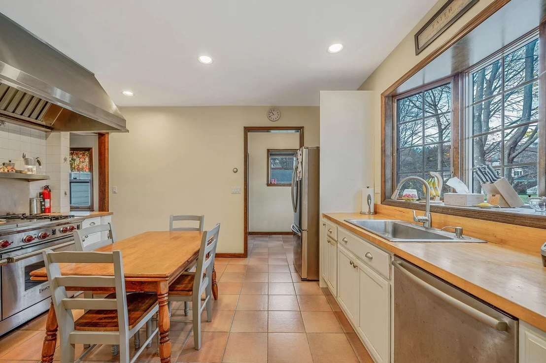 Photo of 397 Split Rock Road