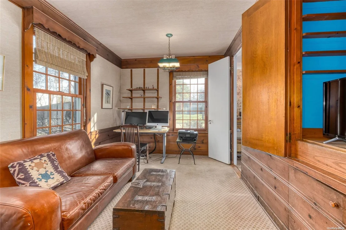 Photo of 19 Hickory Drive