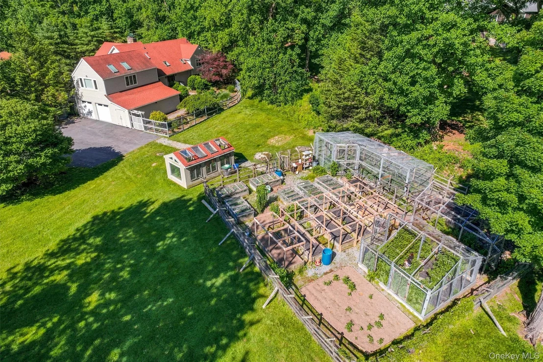 Photo of 36 Chardavoyne Road