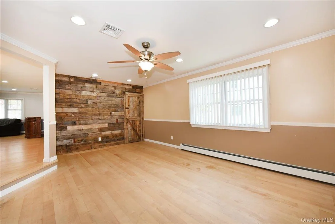 Photo of 20 Dumond Place